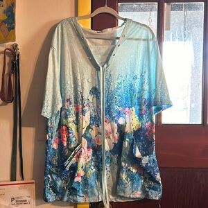 Blue floral NWOT blouse